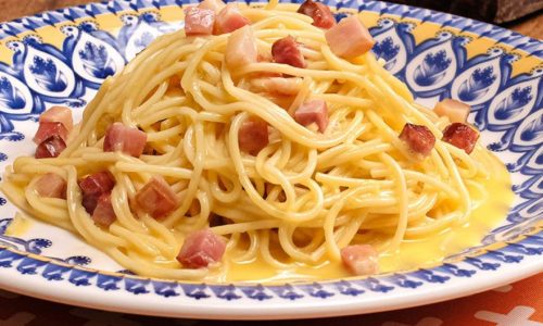 Macarrão à Carbonara Simples